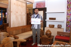 teak-outdoor-indoor-furniture
