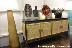 wooden-classic-antique-furniture
